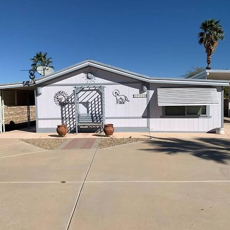 Festive Fortuna Foothills Home Exterior photo